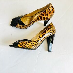 Bootqueen patent leather animal print pumps
